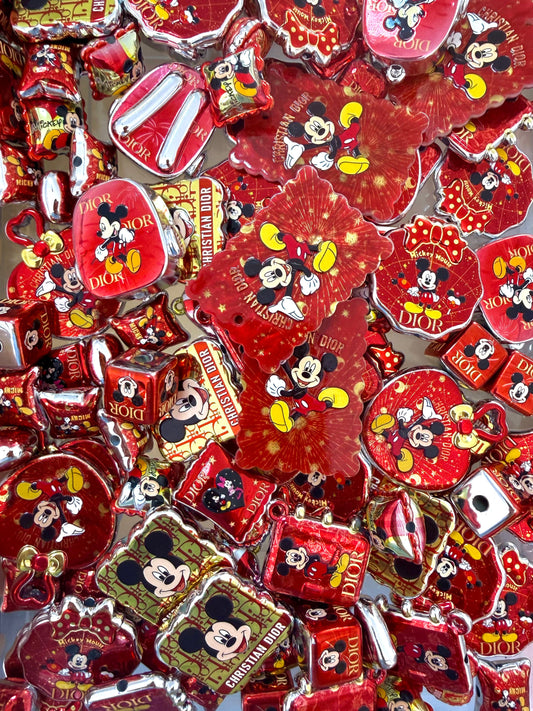 Red mouse d beads